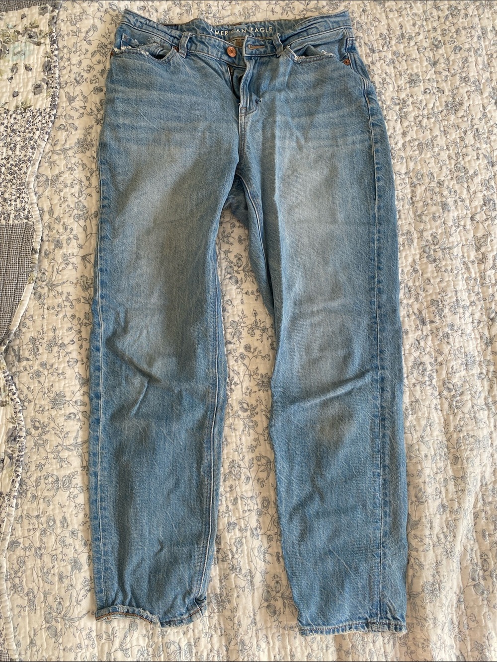 American Eagle Outfitters Women’s Blue Straight Jeans